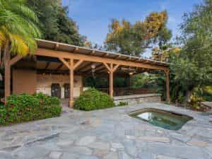 Backyard Patio Deck3