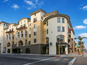 Front Exterior Daylight