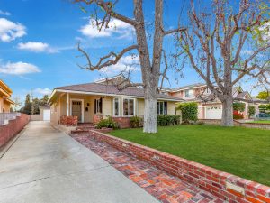 Front Exterior Daylight