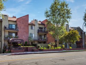 Community Exterior Daylight