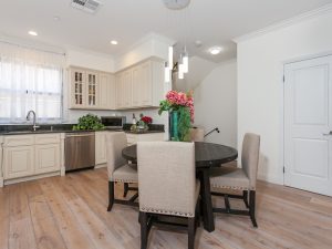 Kitchen & Dining Area