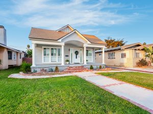 Front Exterior Daylight2