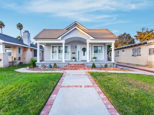 Front Exterior Daylight3