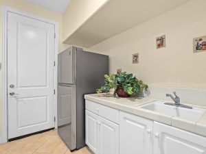 Laundry Room2