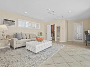 Guest House-Living Area/ Bedroom