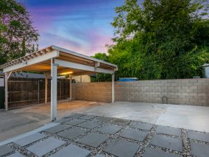 BACKYARD & CARPORT PARKING