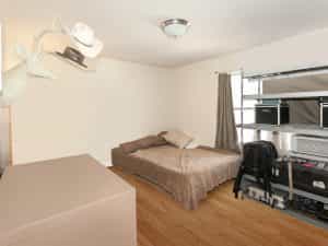 Front Unit-Second Bedroom