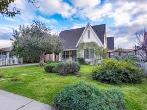 Front Exterior Daylight1